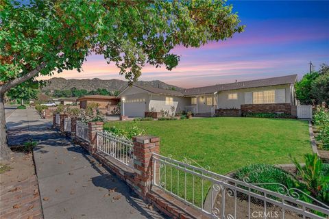 1168 N Soldano Drive Azusa CA 91702