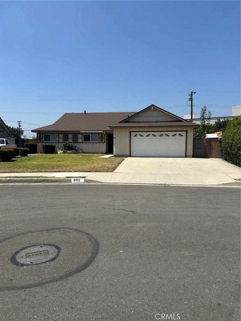 805 N Langham Avenue