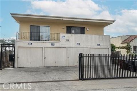 Photo of 1308 E Oaks Street St #C, Compton, CA 90221 (MLS # DW26077646)