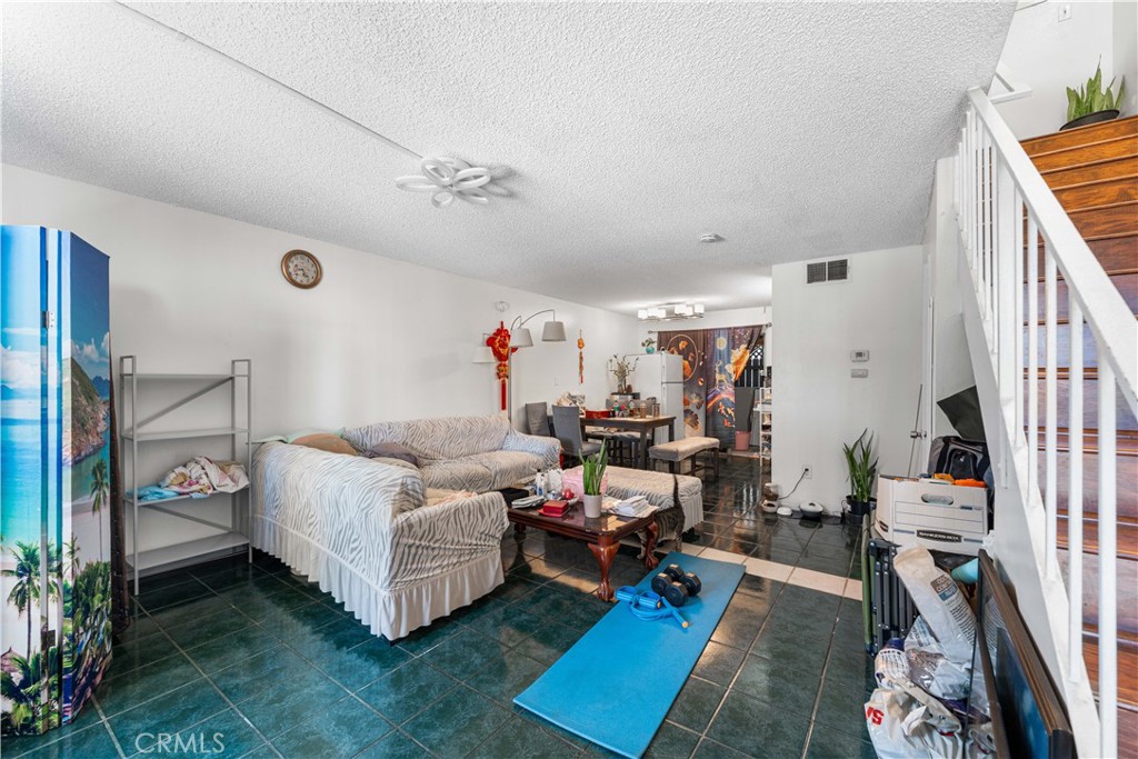 8414 Columbus Avenue 10