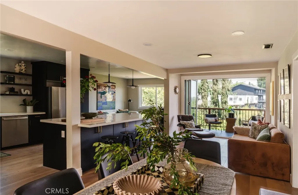 Los Angeles, California 90031, United States, 2 Bedrooms Bedrooms, ,2 BathroomsBathrooms,Residential,Active,171722