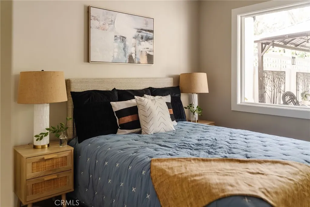 Los Angeles, California 90031, United States, 2 Bedrooms Bedrooms, ,2 BathroomsBathrooms,Residential,Active,171722