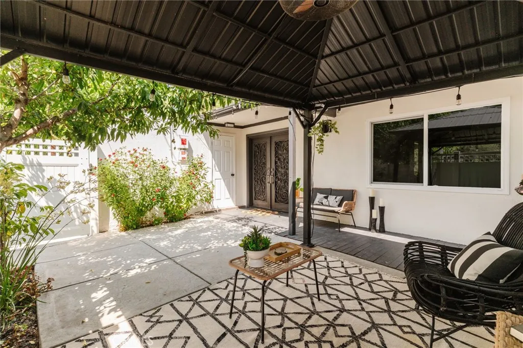 Los Angeles, California 90031, United States, 2 Bedrooms Bedrooms, ,2 BathroomsBathrooms,Residential,Active,171722