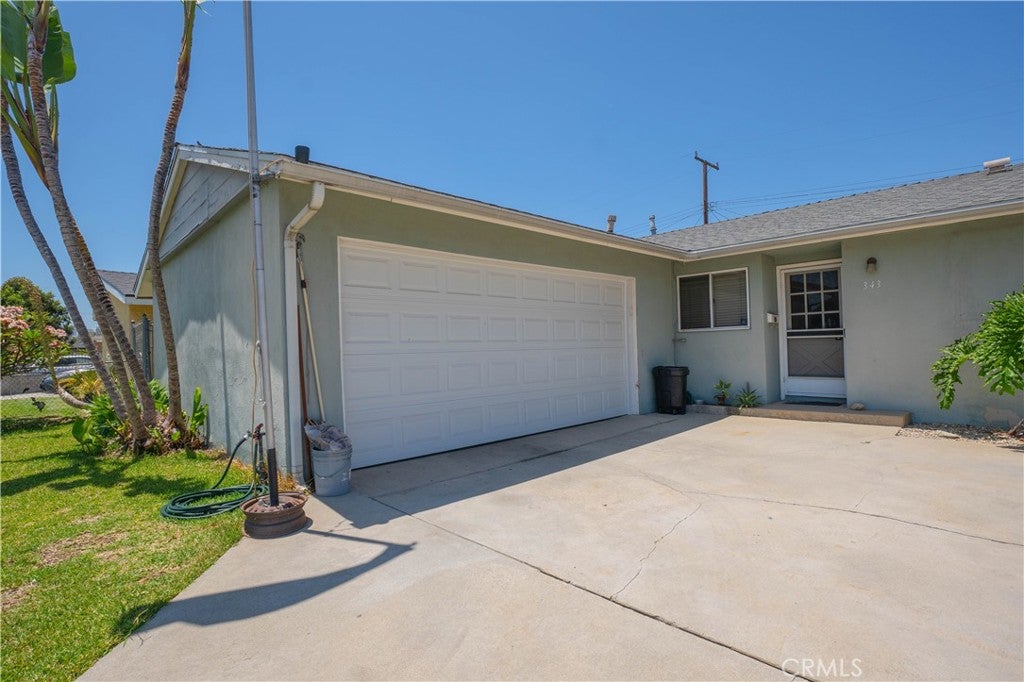 343 N Sunset