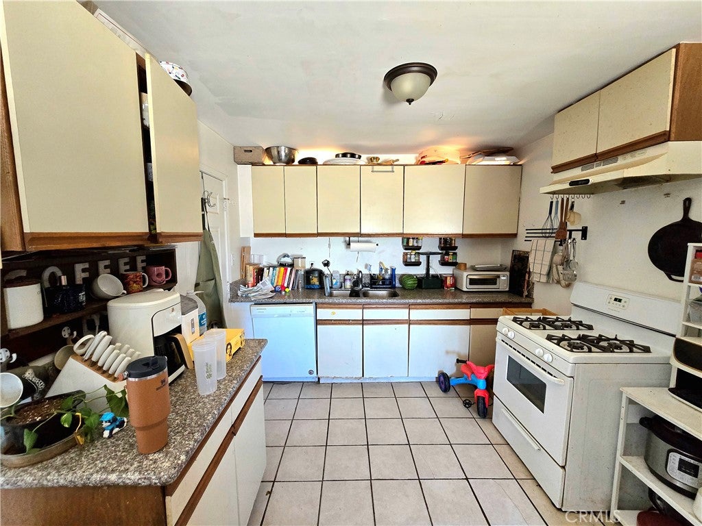 73957 Casita Drive