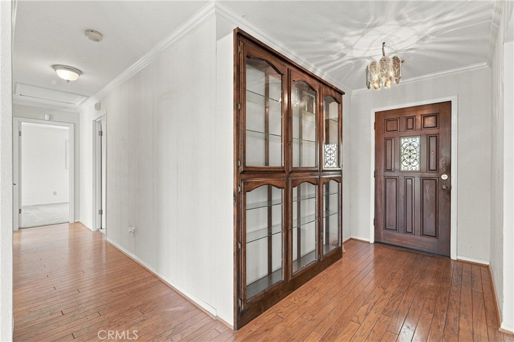 920 Walnut
