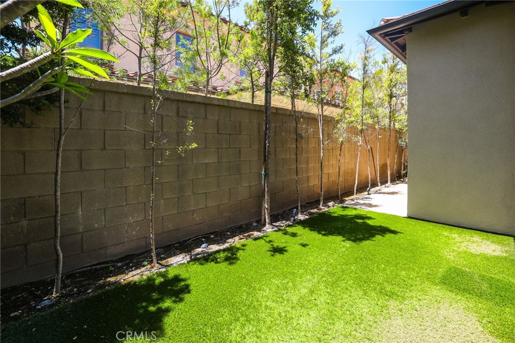 118 Chestnut Grove, Irvine CA 92620 - Photo 11