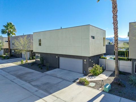 1053 Dane Drive Palm Springs CA 92262