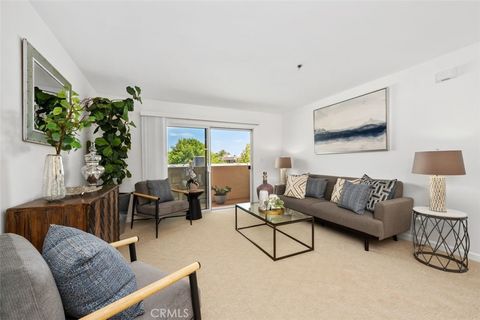 Photo of 4501 Cedros Avenue #338, Sherman Oaks, CA 91403 (MLS # OC26005282)