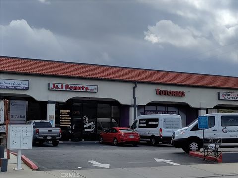 Photo of 42202 50th St W, Quartz Hill, CA 93536 (MLS # SR25226143)