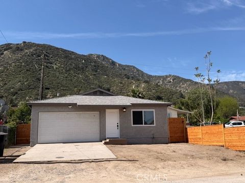 Photo of 18255 Brightman Ave, Lake Elsinore, CA 92530 (MLS # HD26068042)