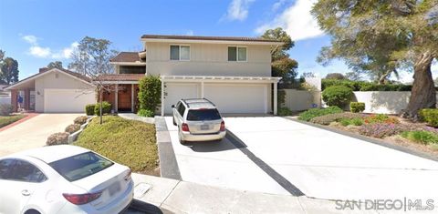 Photo of 8206 Caminito Lacayo, La Jolla, CA 92037 (MLS # 210033409)