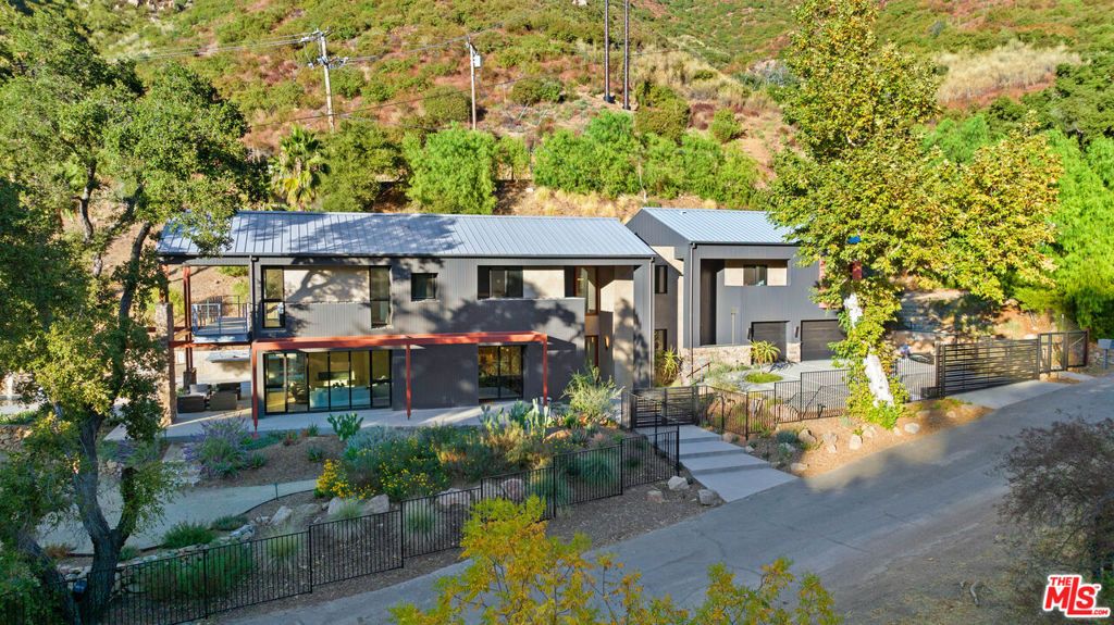 Photo of 28525 Newton Canyon Road, Malibu, CA 90265 (MLS # 26648977)