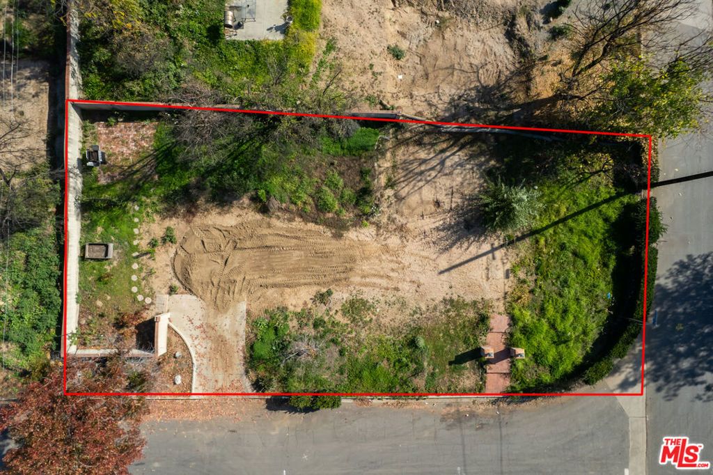 Photo of 149 Marathon Road, Altadena, CA 91001 (MLS # 25629787)