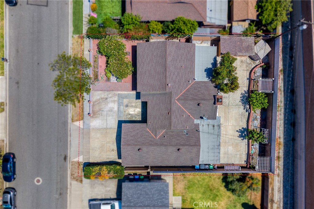 6862 Sowell Ave