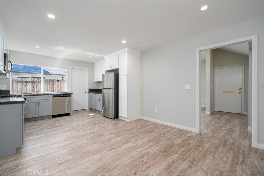 17358 San Luis 1