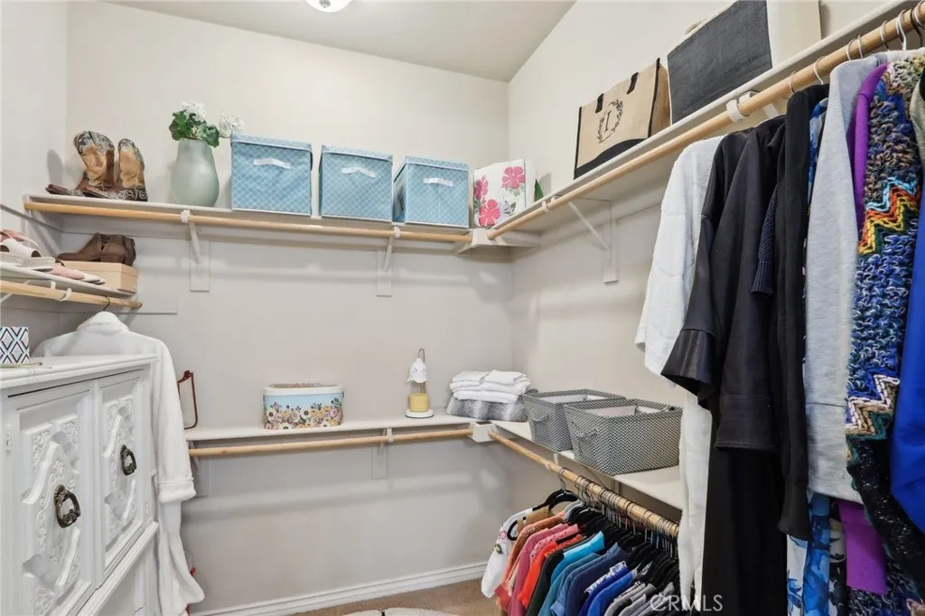 Hemet, California 92545, United States, 2 Bedrooms Bedrooms, ,2 BathroomsBathrooms,Residential,Active,219471