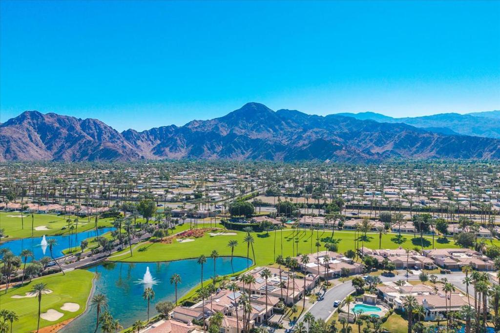 Desert Horizons C.C. - Residential