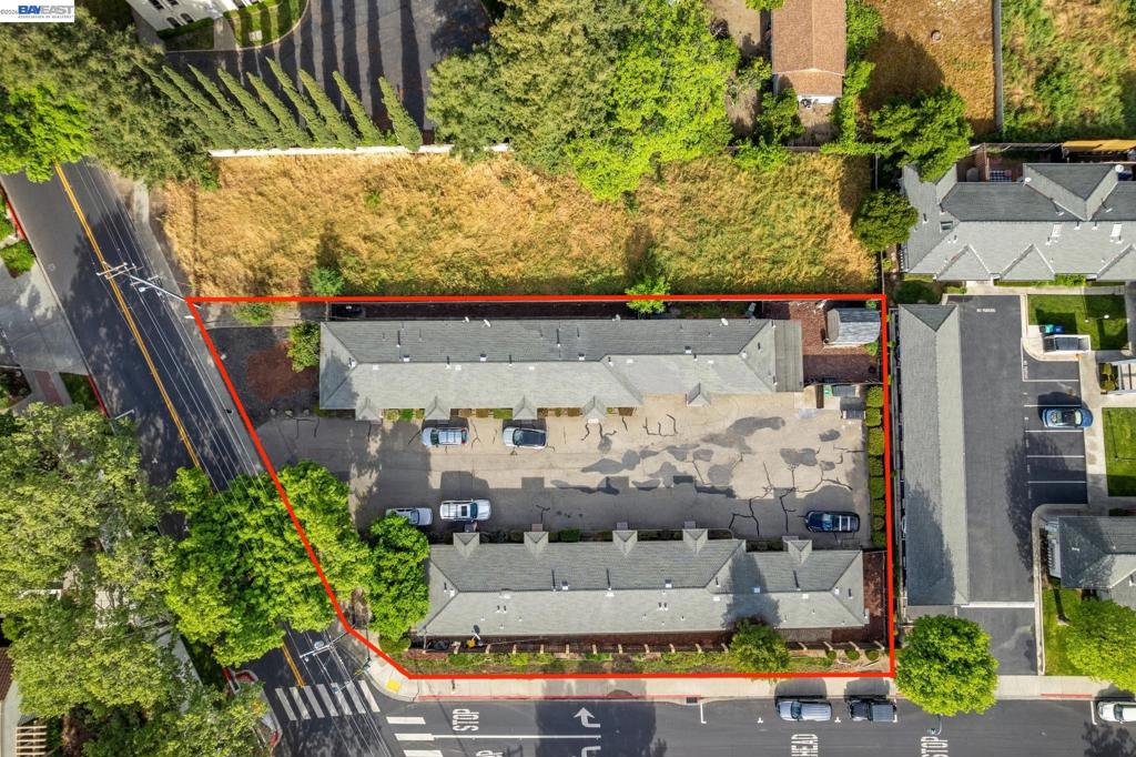187 Old Bernal Ave