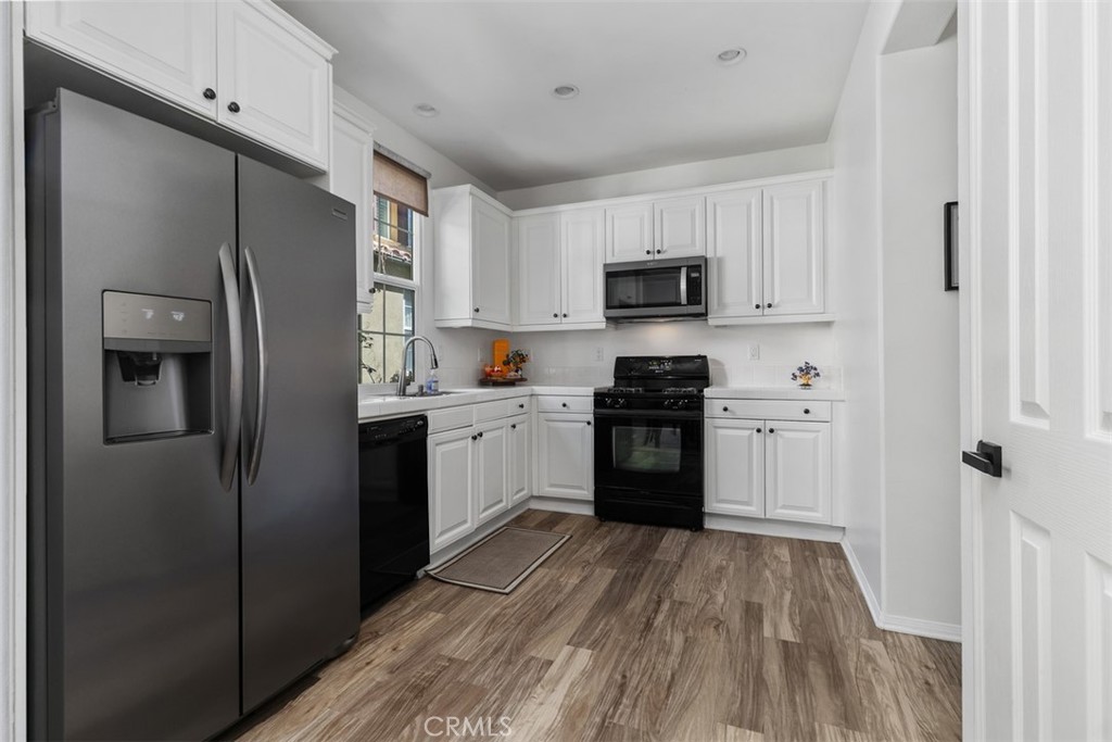 80 Great Lawn, Irvine CA 92620 - Photo 15