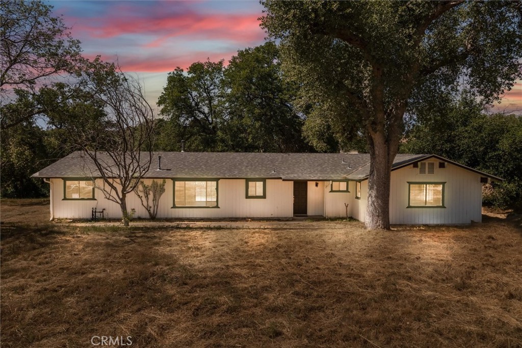 Renovated Retreat Near Yosemite National Park! Welcome to 45645 Rocking Chair Road, a completely renovated 3 bedroom, 2 bathroom home nestled in the charming community of Coarsegold, California. Boasting 1,570+/- sq. ft. of thoughtfully designed living space, this property offers the perfect blend of comfort and convenience. Step inside to discover a home that has been meticulously updated throughout. The kitchen stands as the heart of this home, completely renovated with stylish new appliances that make cooking and entertaining a joy. The primary bedroom provides a tranquil retreat, while 2 additional bedrooms offer ample space for family members or guests. Practical upgrades ensure this home is ready for immediate enjoyment. The roof is merely 4 years old. Every renovation has been completed with attention to detail and quality. The location offers an ideal balance of peaceful country living with convenient access to amenities. Enjoy proximity to the Coarsegold Rodeo, local shops, and dining options. Families will appreciate being close to the elementary school, making morning routines effortless. Outdoor enthusiasts will love being just 45 minutes from the iconic Yosemite National Park, offering endless opportunities for exploration and adventure. For everyday necessities, Oakhurst is a quick 10-minute drive away. This property presents an exceptional opportunity for first-time homebuyers or families seeking a well-maintained home in a desirable location. Experience the charm of foothill living with modern conveniences in this move-in ready Coarsegold home.