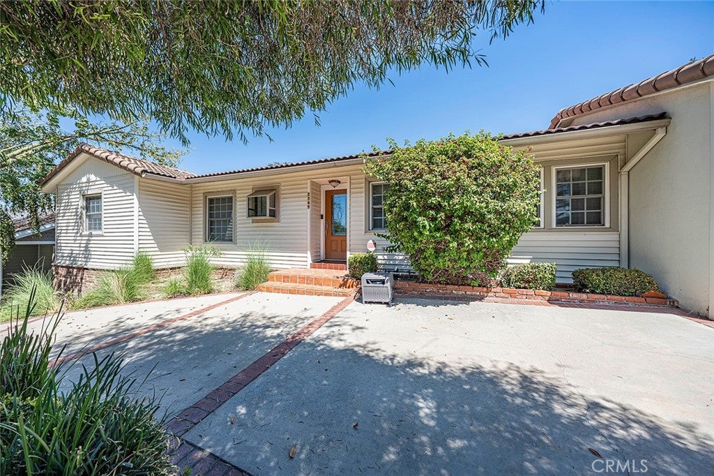 2349 Rockdell Street