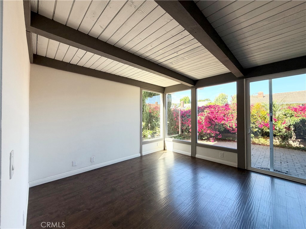 4891 Tamarack