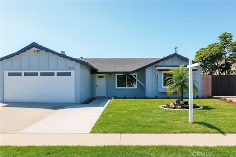Photo of 6532 Bestel Ave Ave, Westminster, CA 92683 (MLS # PW25218816)