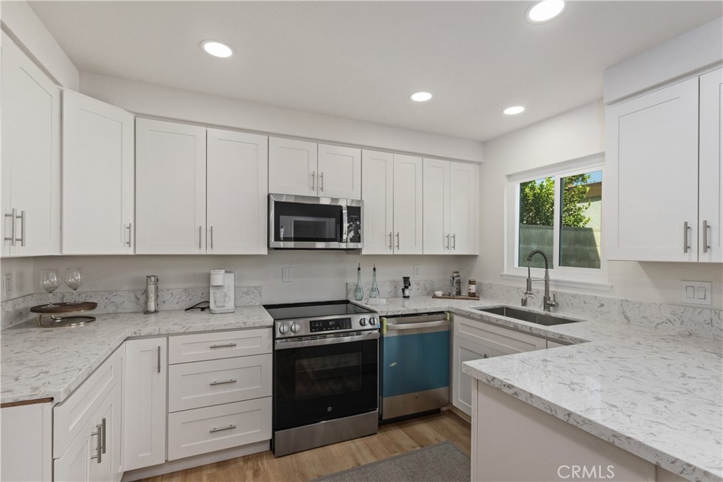 Tustin Place (TP) - Residential
