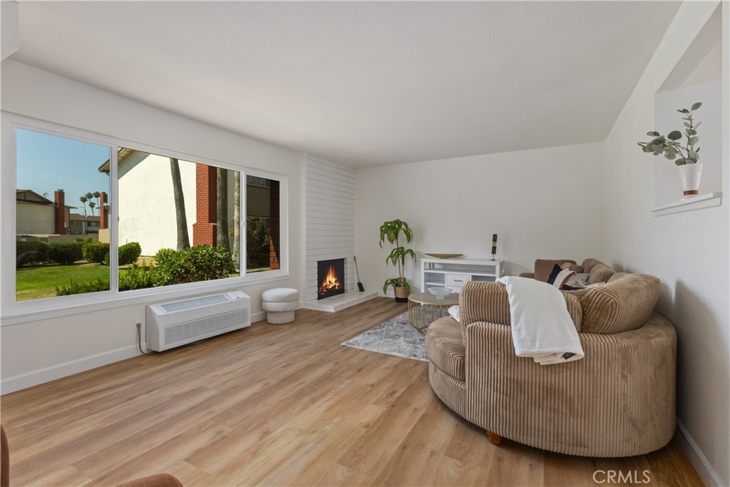 Tustin Place (TP) - Residential