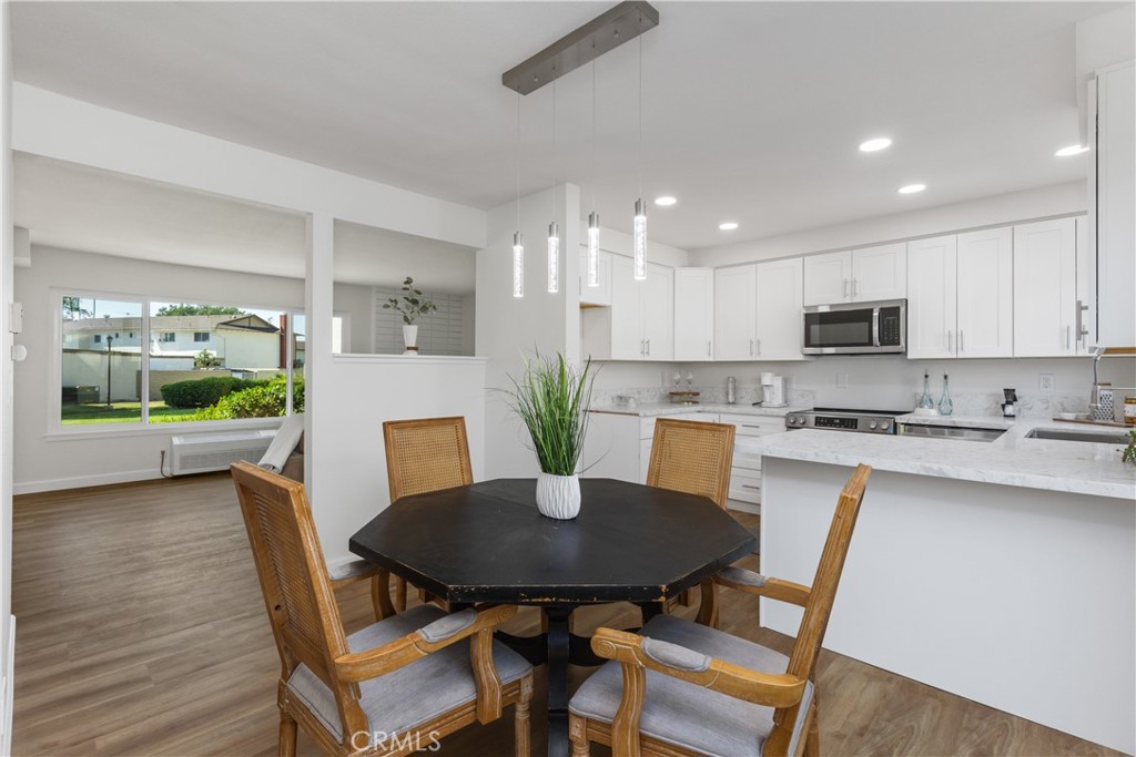 Tustin Place (TP) - Residential