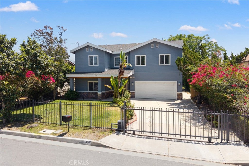 1410 Encino Avenue