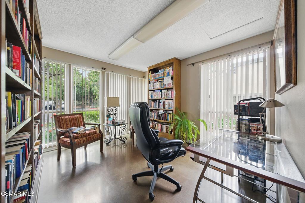 Oaknoll Villas-314 - 1002792 - Residential