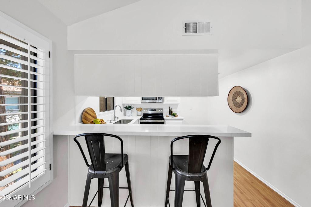 Oaknoll Villas-314 - 1002792 - Residential