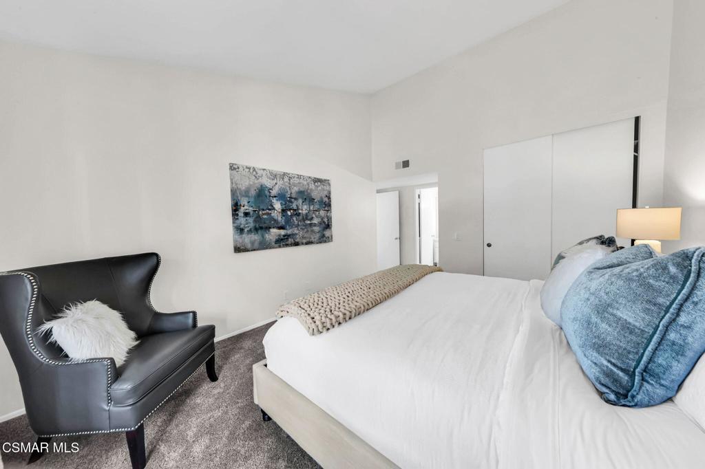 Oaknoll Villas-314 - 1002792 - Residential