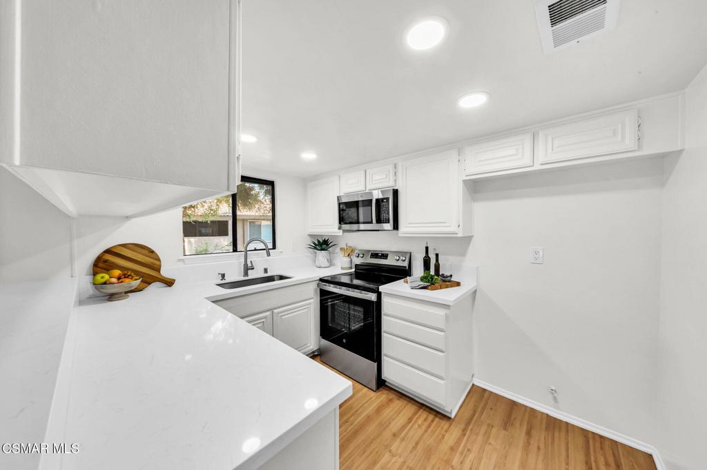 Oaknoll Villas-314 - 1002792 - Residential