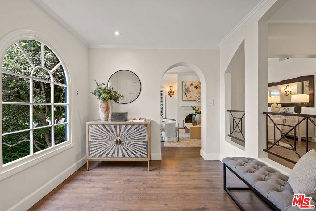 Photo of 221 S Almont Drive, Beverly Hills, CA 90211 (MLS # 26657989)