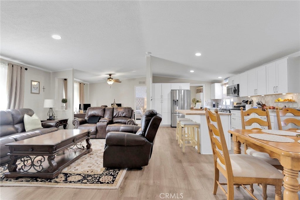 12245 Cordero Road