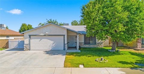Photo of 1123 Herzel Avenue, Lancaster, CA 93535 (MLS # SR26093347)
