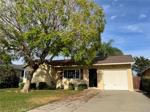 MLS: AR26067413