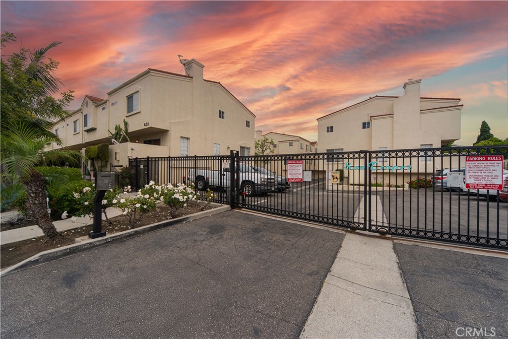 401 W 220th Street 58