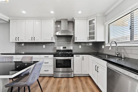 Photo of 1790 Ellis Street St #38, Concord, CA 94520 (MLS # 41137052)