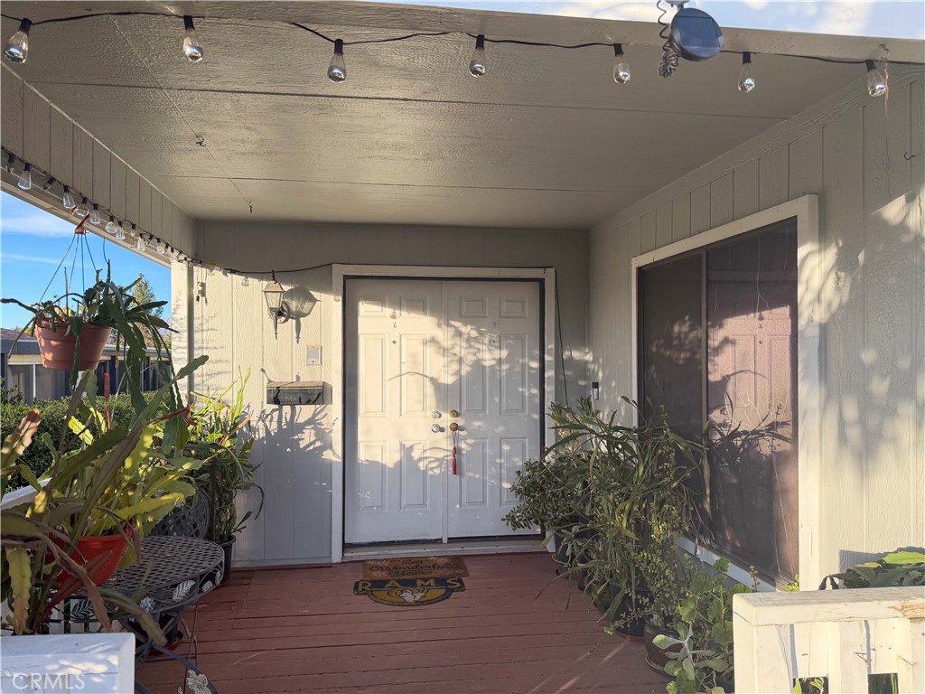 10961 Desert Lawn 143