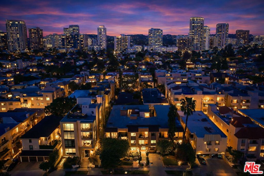 Photo of 10655 Kinnard Avenue #304, Los Angeles, CA 90024 (MLS # 26660245)