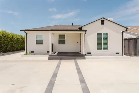 MLS: SR26174323