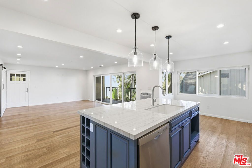 Photo of 2442 S Coast Highway #4, Laguna Beach, CA 92651 (MLS # 26640531)