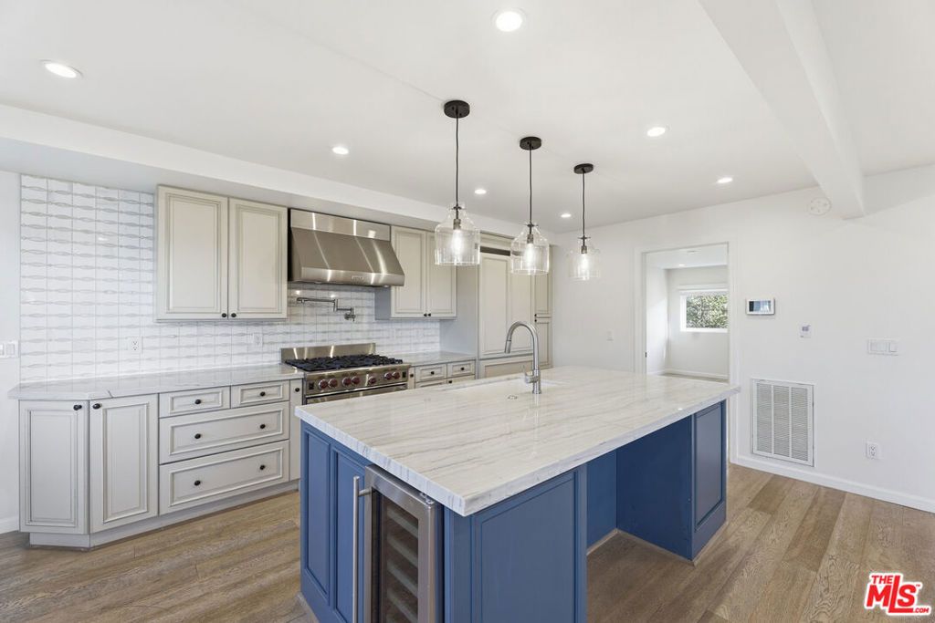 Photo of 2442 S Coast Highway #4, Laguna Beach, CA 92651 (MLS # 26640531)