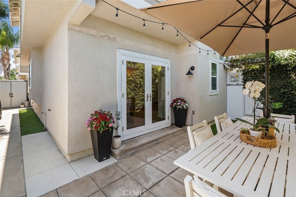 302 Turtle Bay Ln, Costa Mesa CA 92627 - Photo 17