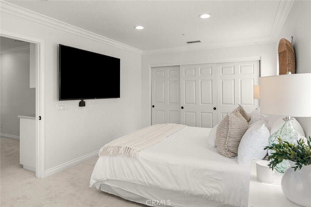 302 Turtle Bay Ln, Costa Mesa CA 92627 - Photo 30