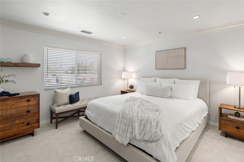 302 Turtle Bay Ln, Costa Mesa CA 92627 - Photo 19